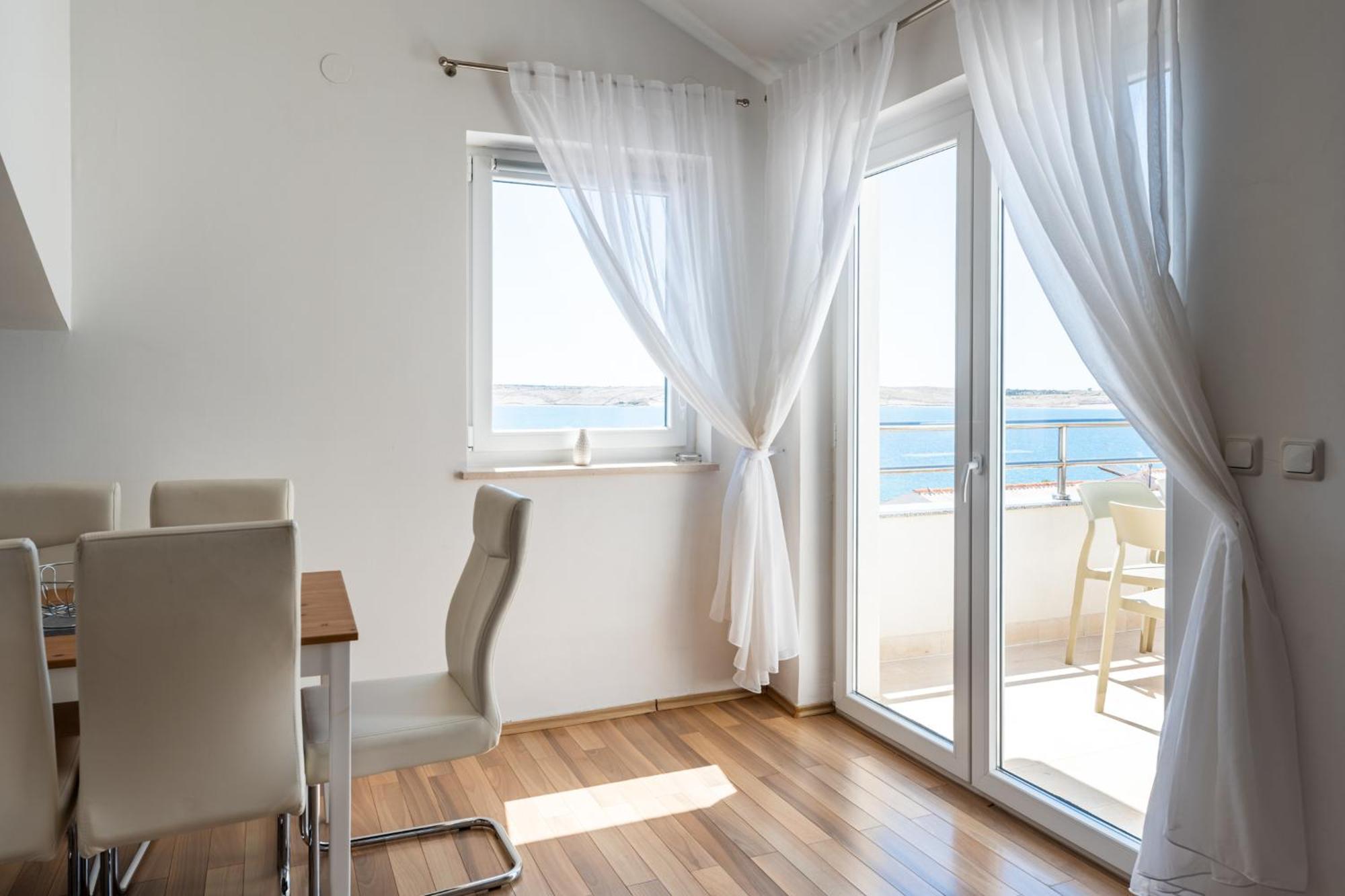 Apartments Barbati Novalja Eksteriør bilde