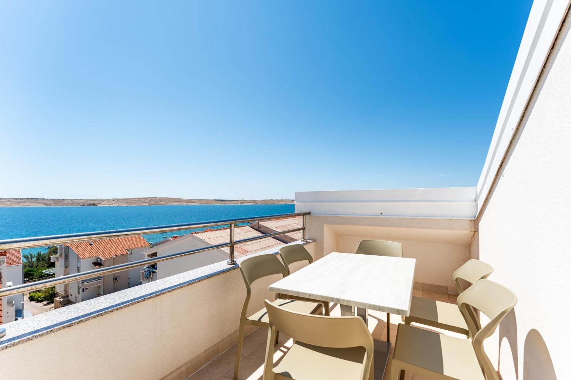 Apartments Barbati Novalja Eksteriør bilde