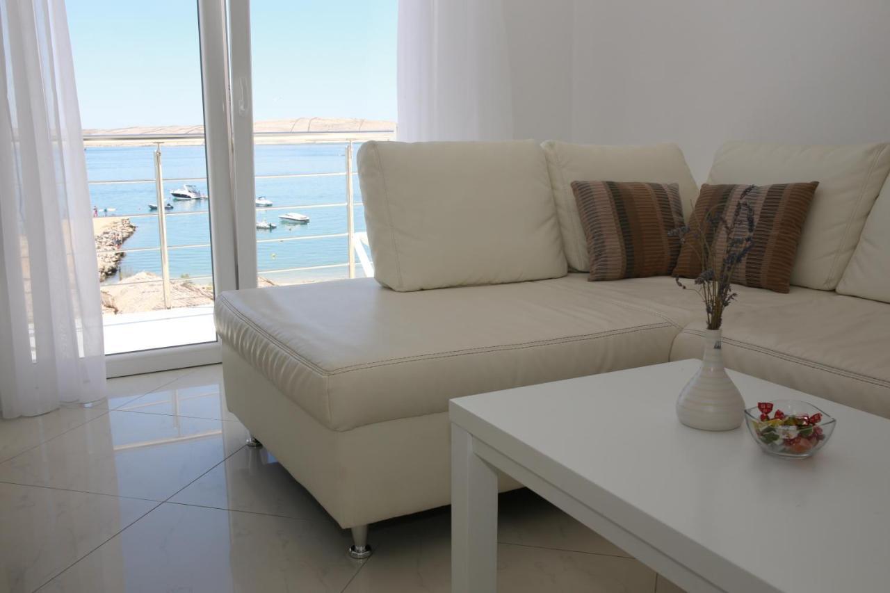 Apartments Barbati Novalja Rom bilde